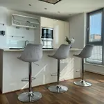 The Picture Works Nottingham City Centre And Train Station Apartment Business Travellers Free Parking