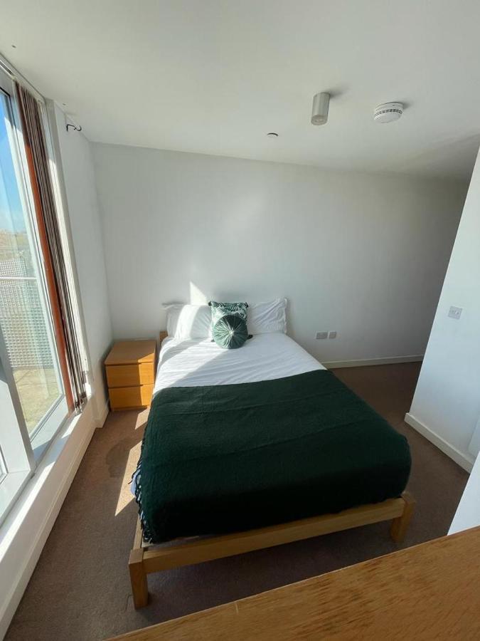 The Picture Works: City Centre With Free Parking Apartment